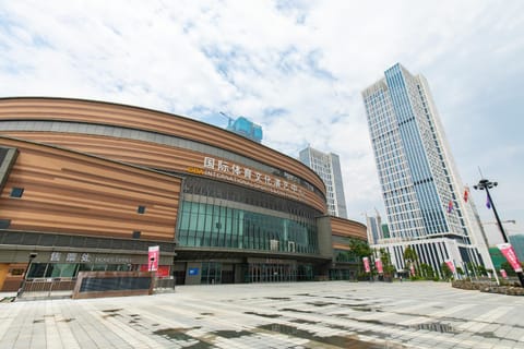 Property building, Location
