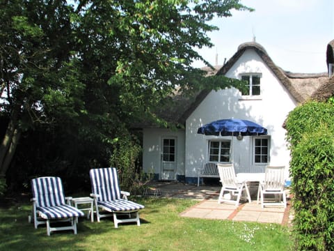Property building, Garden view