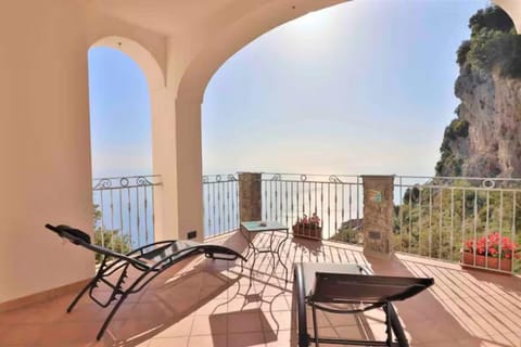 Day, Natural landscape, View (from property/room), Balcony/Terrace