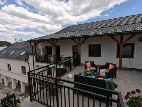 Property building, Balcony/Terrace