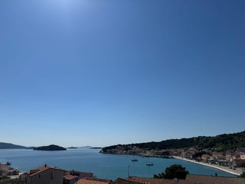 City view, Sea view