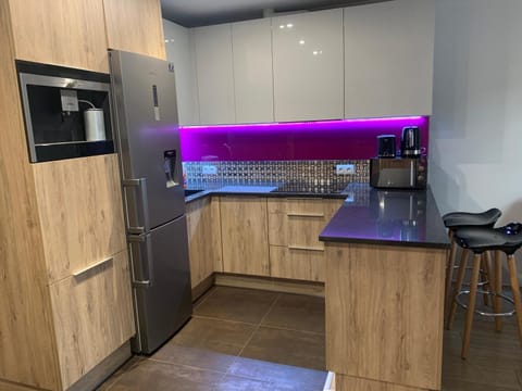 Coffee/tea facilities, Kitchen or kitchenette, dishwasher, minibar, pet friendly, stove, toaster