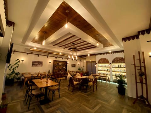 Restaurant/places to eat