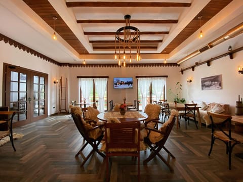 Restaurant/places to eat, Dining area, Internal: Not applicable to any particular room