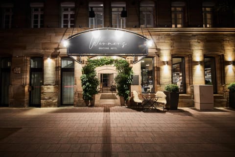 Property building, Facade/entrance