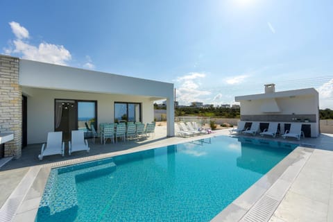 Property building, Pool view, Swimming pool, Sunrise, Sunset