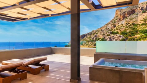 Amphitheatre Suites Apartment in Crete