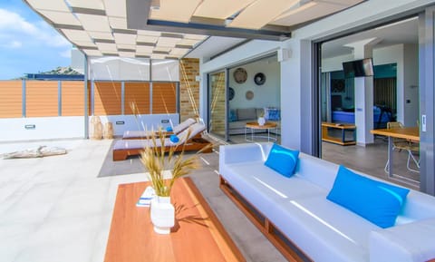 Amphitheatre Suites Apartment in Crete