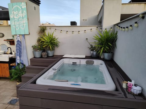 Solarium, Spa and wellness centre/facilities