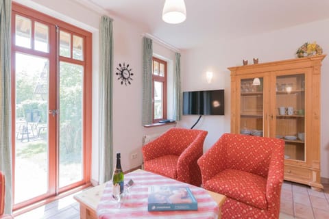 Ferienhaussiedlung Strandperlen Buchenhof 5c (Typ V) House in Wustrow