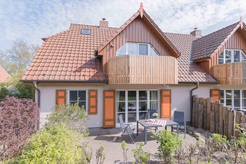 Haus WINDFLÜCHTER Whg. LF 6.2 Apartment in Wustrow