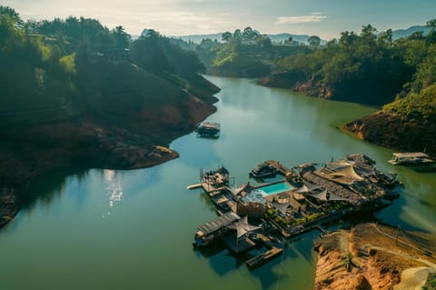 Day, Natural landscape, Bird's eye view, Lake view, Mountain view