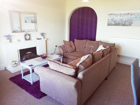 Llys Madoc, The Top Flat Apartment in Wales