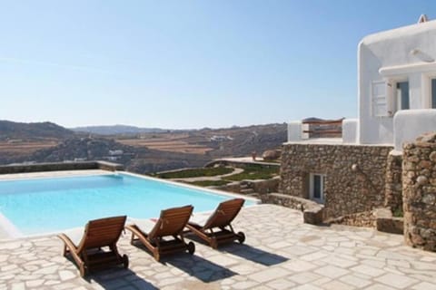 Patio, Swimming pool, Swimming pool