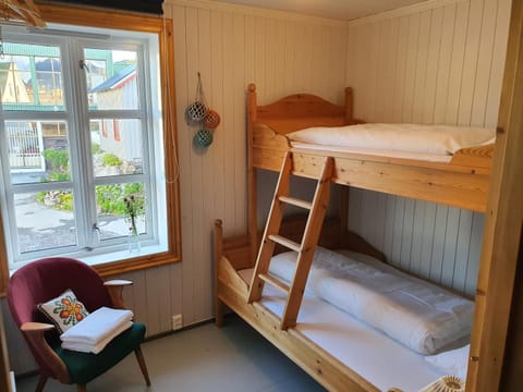 Bed, Photo of the whole room, Bedroom, bunk bed
