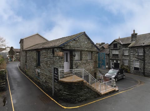 The Sorting Office - Spacious Modern Home with parking in Central Ambleside Apartment in Ambleside