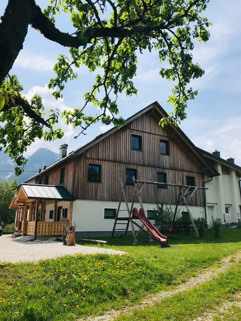 Property building, Spring, Day, Natural landscape, Children play ground, Garden, Evening entertainment, Garden view