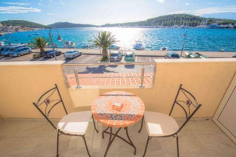 Summer, Balcony/Terrace
