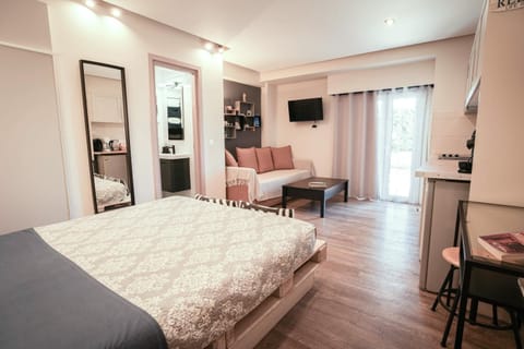 Bed, Living room, Bedroom