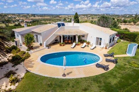 Property building, Day, Natural landscape, Swimming pool