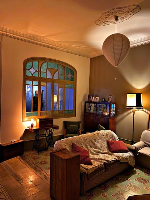 Living room, Seating area