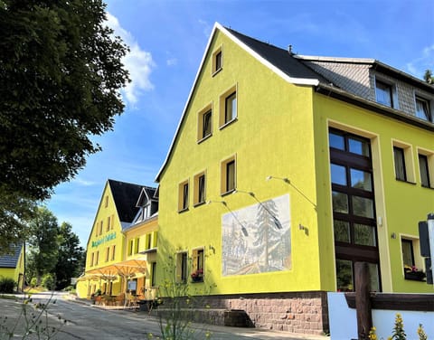 Property building, Day, Summer