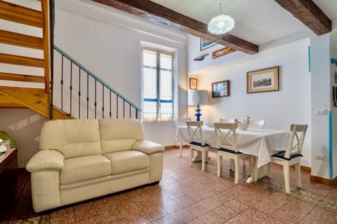 Alghero Bastioni colombo sea view Apartment in Alghero