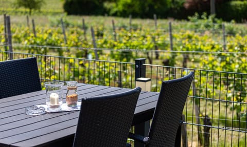 Weingut J. A. Meyer Bed and Breakfast in Trier-Saarburg