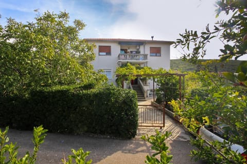 Facade/entrance, Garden