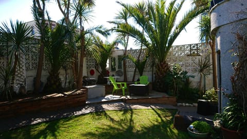 Patio, Garden