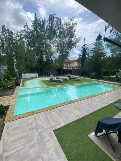 Garden, Pool view