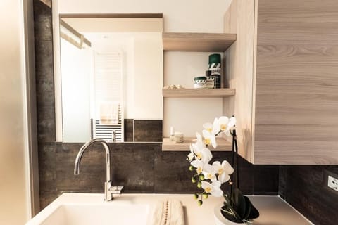 Cattleya House in Grado