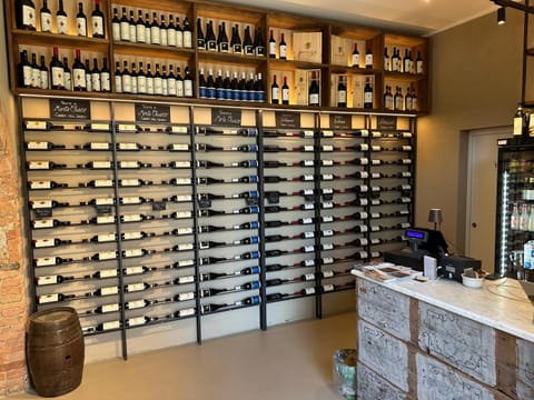 Restaurant/places to eat, Lobby or reception