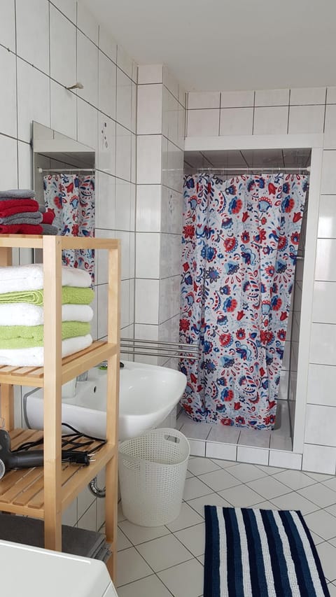 Shower, Photo of the whole room