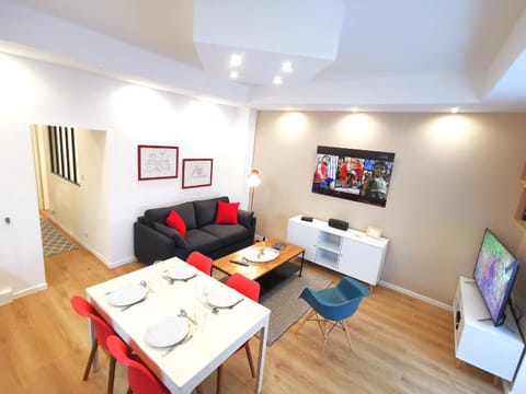 Communal lounge/ TV room, Lounge or bar, Dining area