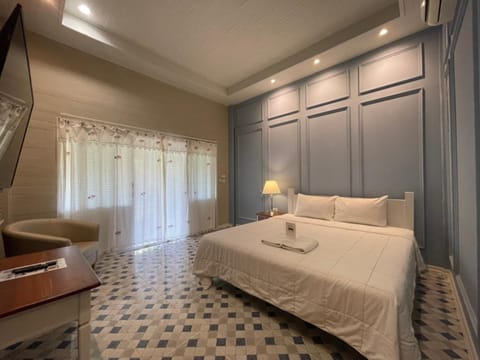TV and multimedia, Photo of the whole room, Bedroom, wardrobe