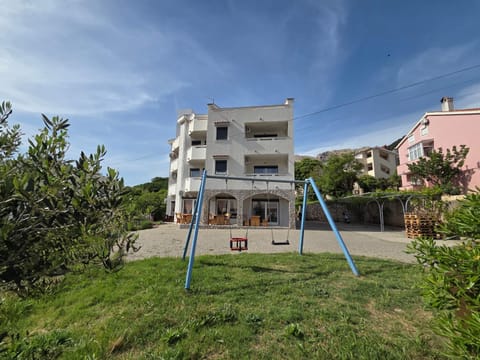 Property building, Day