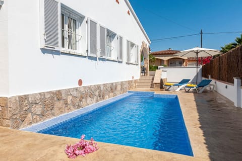 Garden, Pool view, Swimming pool, Swimming pool