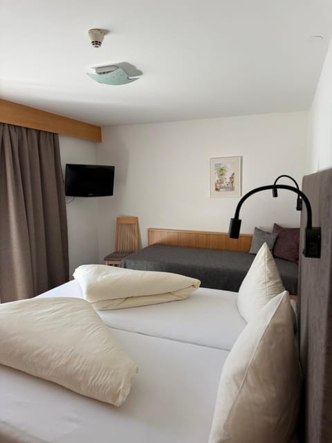 Hotel Garni Ehrenreich Bed and Breakfast in Trentino-South Tyrol