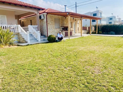 Holly George Villa House in Halkidiki