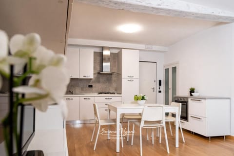 Feel at Home - NEL CUORE DI LOVERE Apartment in Lovere