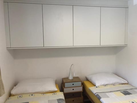 Haus Allod 201 Gretler Apartment in Lantsch/Lenz