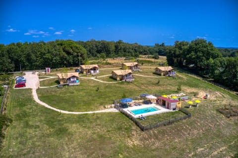 Day, Natural landscape, Bird's eye view, Garden view, Swimming pool, group of guests