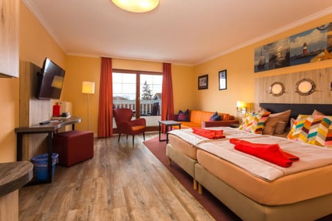 Bed, TV and multimedia, Balcony/Terrace, Photo of the whole room, Seating area, towels