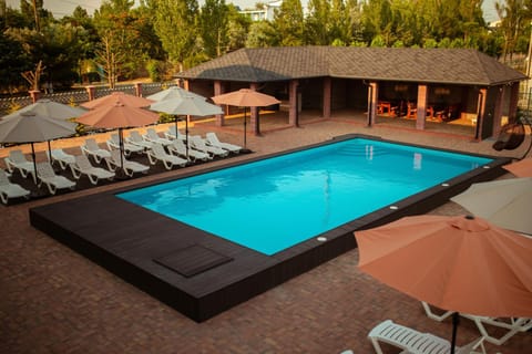 Day, Pool view, Swimming pool, sunbed