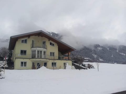 Property building, Winter