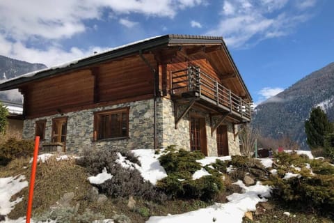 Chalet Edelweiss - Verbier, Mountain Views, Jacuzzi! Chalet in Canton of Valais