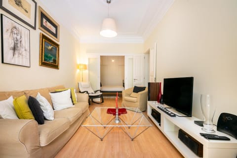 TV and multimedia, Living room