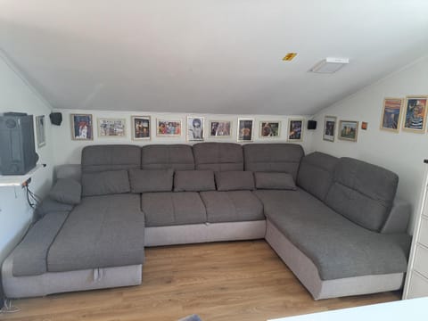 Cuzela-Papata Apartments Apartment in Tisno