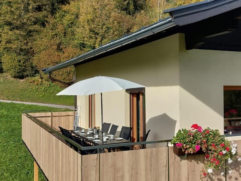 Property building, Balcony/Terrace